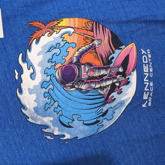 NWT Kennedy Space Center Men's Graphic Short Sleeve TShirt Blue Surf Logo Size M - Picture 6 of 11